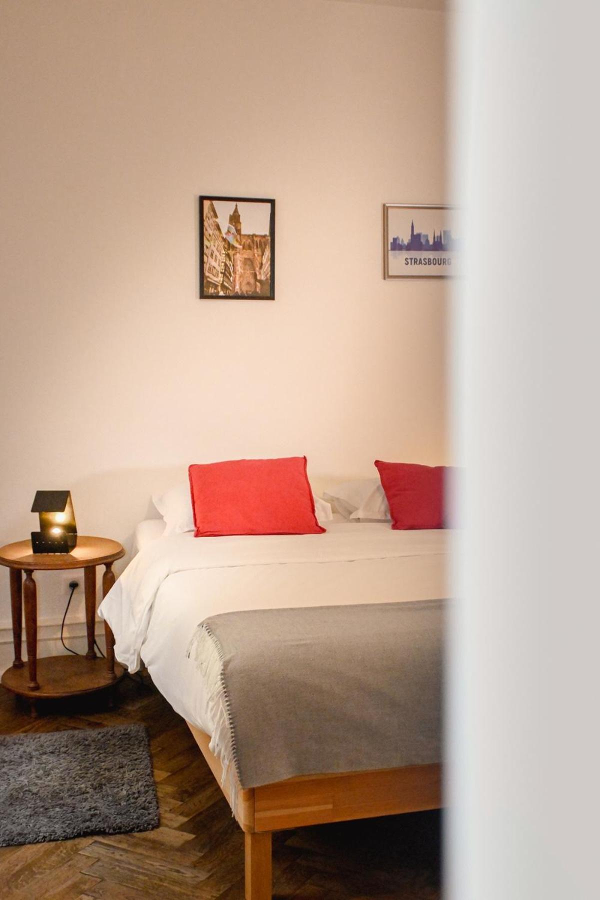 Les Appartements Rue des Veaux - Quartier Cathédrale Strasbourg Extérieur photo